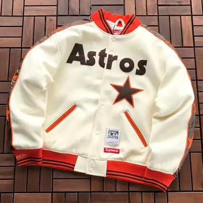 ￥399 S🔥P🔥E🔥E & MITCHELL & NESS COTTON JACKET 88072124 (im 185CM 80KG iwear size M in the photo)