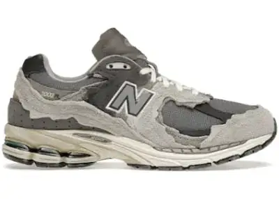 New Balance 2002R (10 Variants)